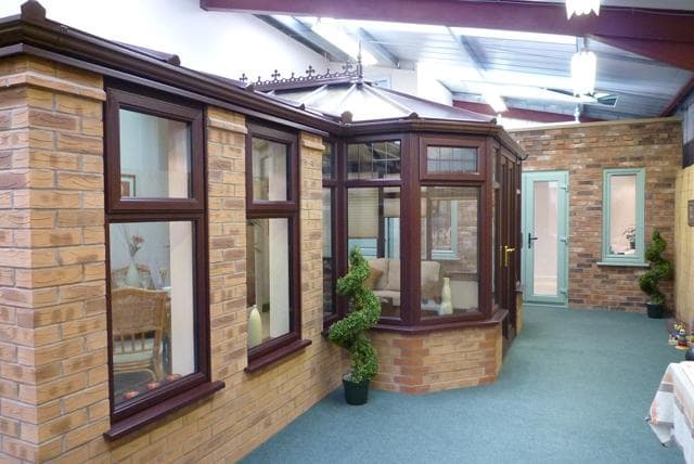 The Window Exchange: Showcentre