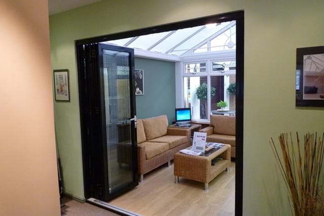 The Window Exchange: Showcentre