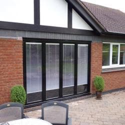 The Window Exchange: Uni-Blind