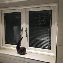 The Window Exchange: Uni-Blind