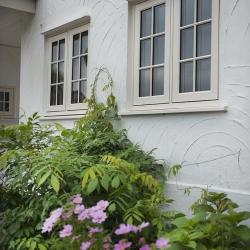 The Window Exchange: Residence 9