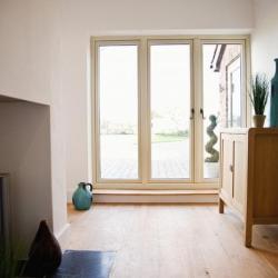 The Window Exchange: Residence 9